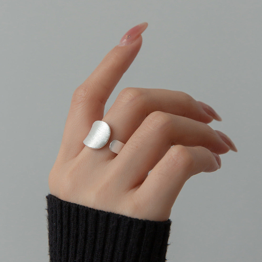 Quiet Luxury Jewelry: Why 925 Sterling Silver Is the Ultimate Understated Choice