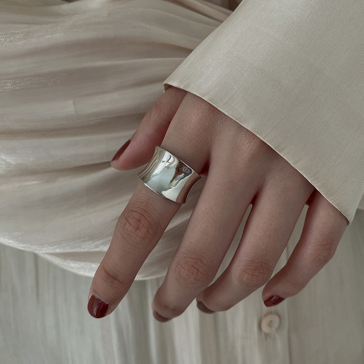 The Molten Horizon: S925 Silver Rippled Mirror Open Rings