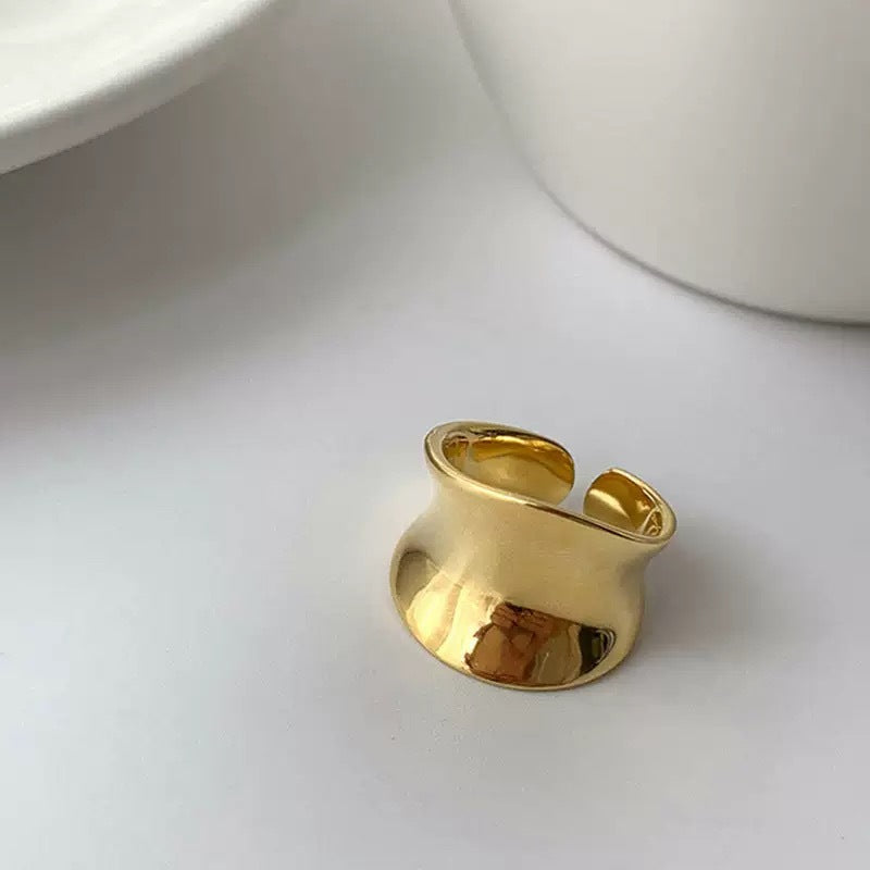 The Molten Horizon: S925 Silver Rippled Mirror Open Rings